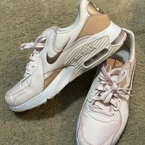 Women’s Nike Air Max